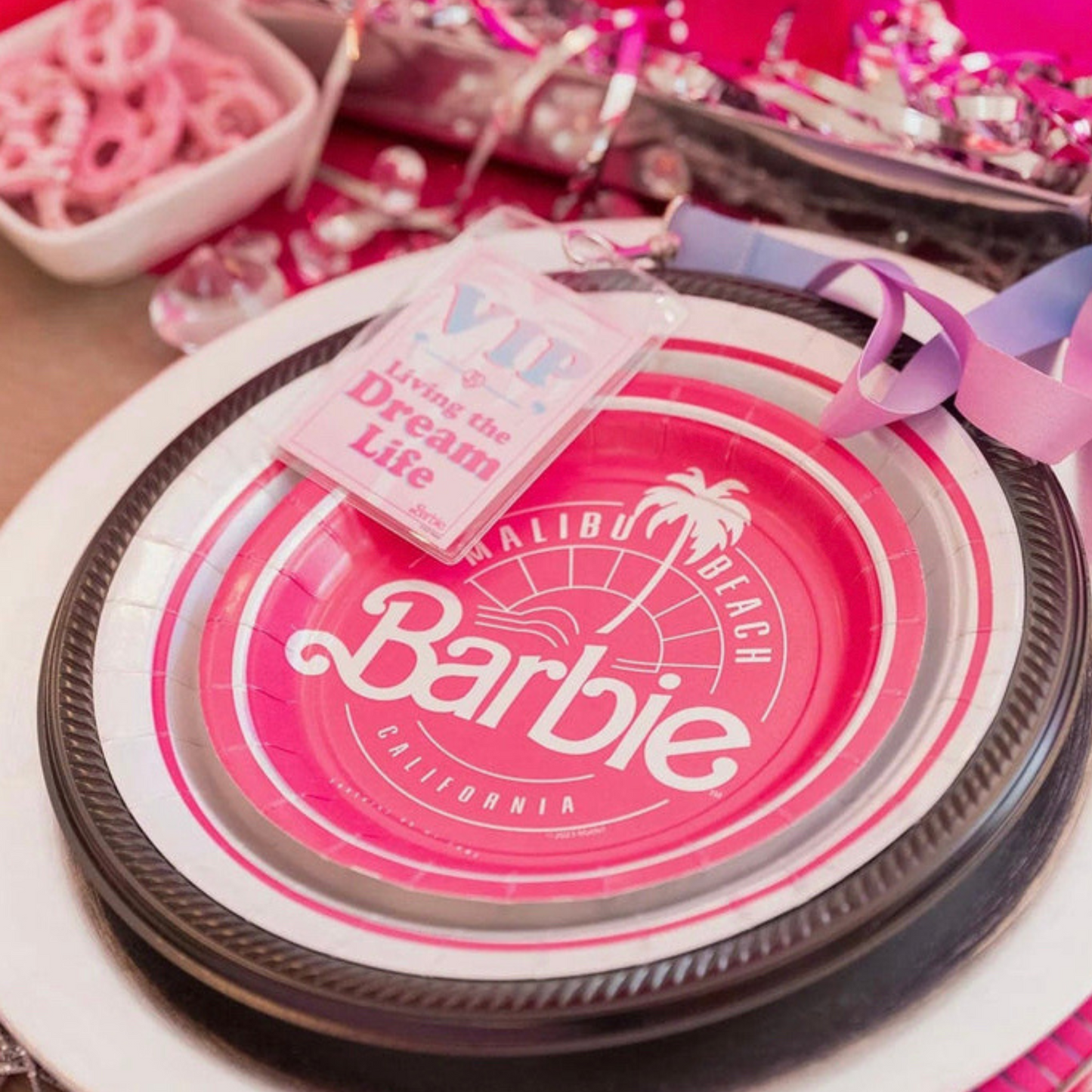 Pink Malibu Barbie 7" Dessert Plates
