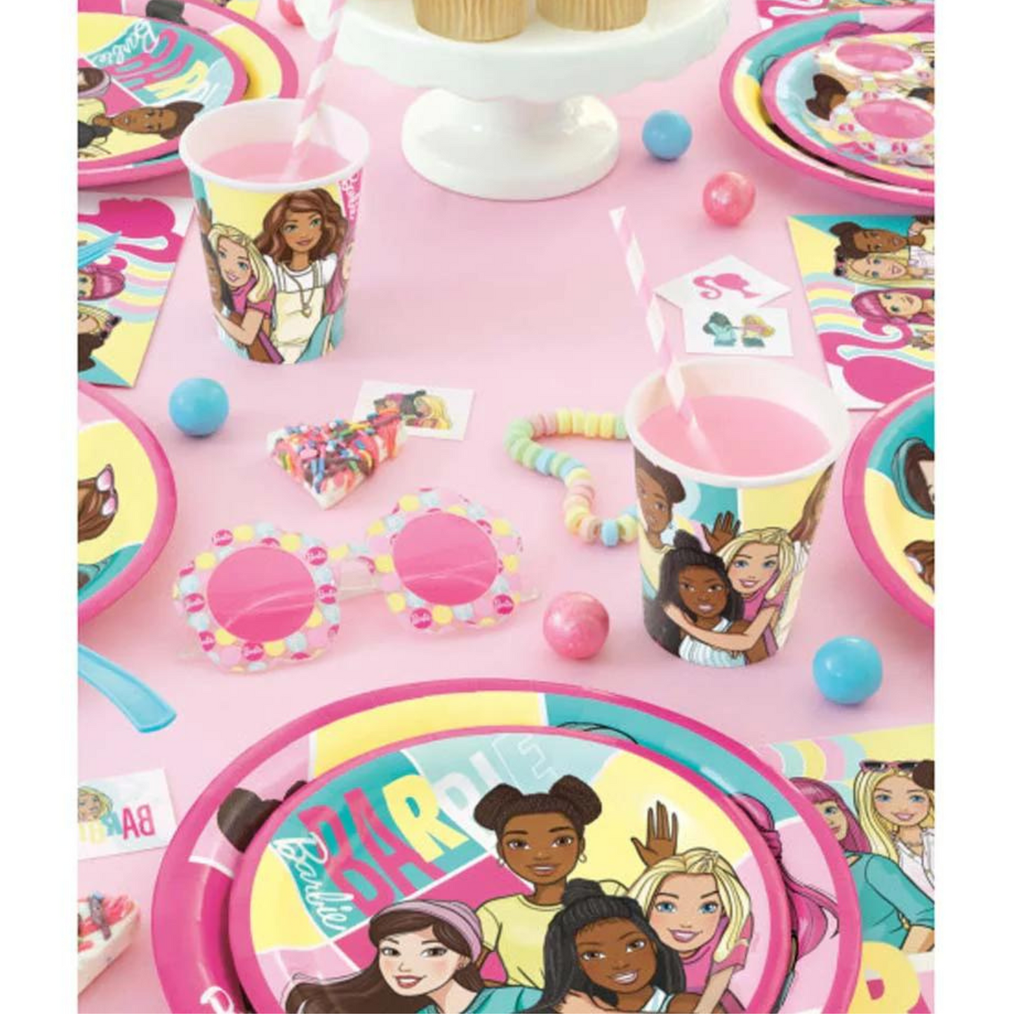Barbie Round Dinner Plates 9"