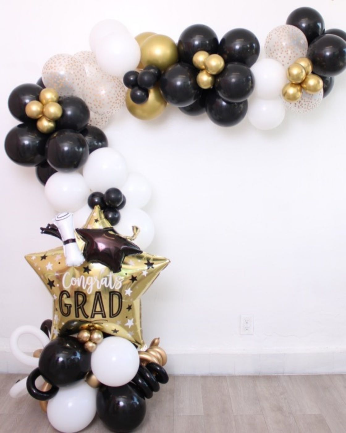 Gold , Black , and White 8 ft Balloon Garland with Star Congrats Grad Bouquet